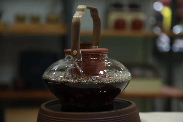 十一月末的茶都杭城，去哪里才能暖胃暖身又暖心？