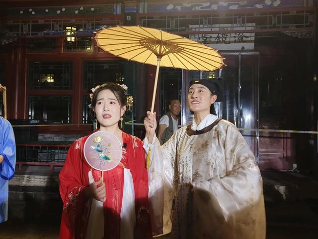 保定古莲花池夜游演出《莲池夜话·四喜良缘》,解锁古城新玩法!