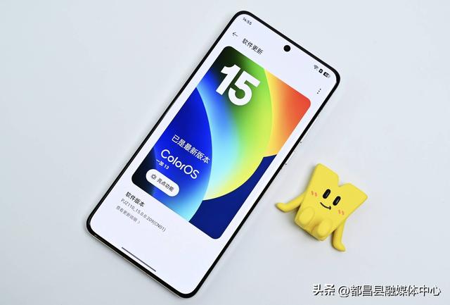一加舍弃高利润，1TB降幅高达1854元，骁龙8至尊版+2K屏+哈苏三摄
