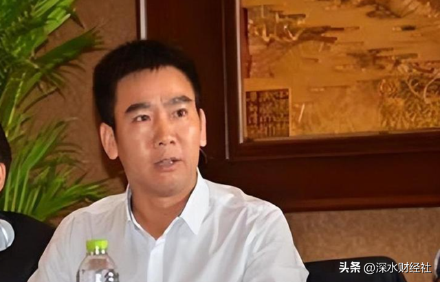 快递女王遭前夫讨债，勾起13年前“闪婚	”内幕