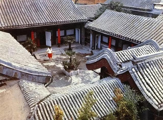 俗话说：家有青龙门，胜过祖宗坟，青龙门指什么门？有道理吗