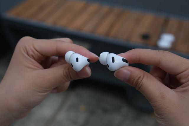 AirPods Pro 3 首发体验：降噪续航双升级，还能「听见」心跳……