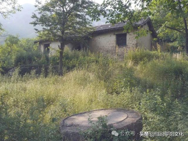 临汾：【往事】游霍山深处“龙崖寺”