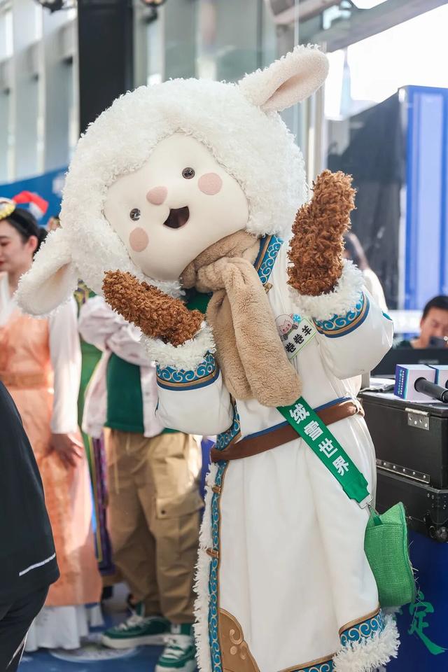 雪越千山绽热土！呼伦贝尔携冰雪盛宴邀大湾区、川渝共赴冬约