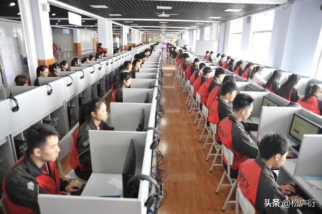 专访宋鑫淼：AI浪潮下，职校生未来不是“混日子”，是要另辟蹊径