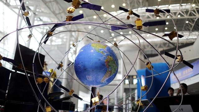为何美国仅凭24颗卫星即可实现全球覆盖，而中国北斗需发射60颗？