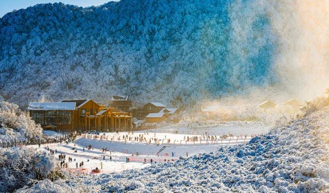 滑雪温泉+民俗年味，冬游重庆，安排→