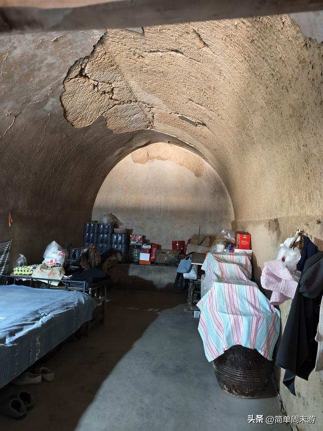 19）虎牢关闲溜记，寻绊马索，登点将台，望黄河渡口，品三国风云