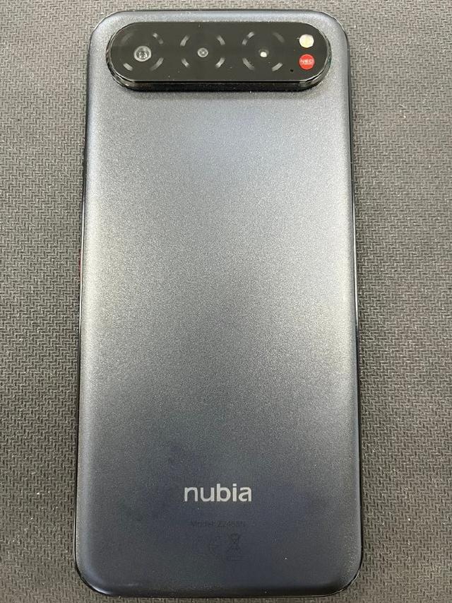 国产“iPhone 17 Air”出炉，后置三摄+5000mAh，这下遥遥领先了