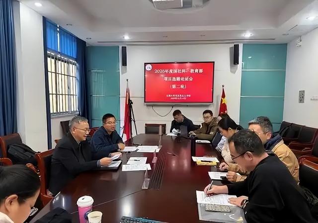 教育部扔下重磅炸弹：2026年开始，全国一律不准再买校外商业试卷