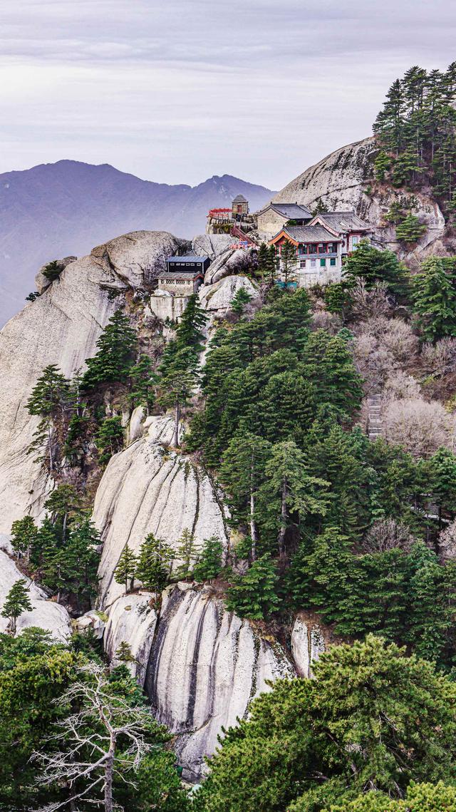 魂牵梦萦，我登上思念已久的华山.......