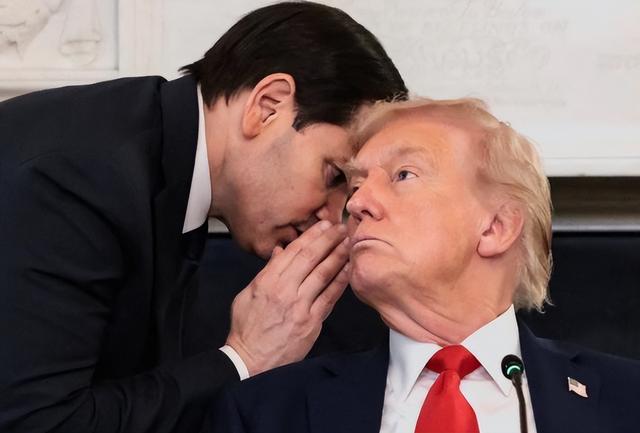 内讧爆发，鲁比奥暗中使坏，阻止特朗普联俄反华，已经被架空