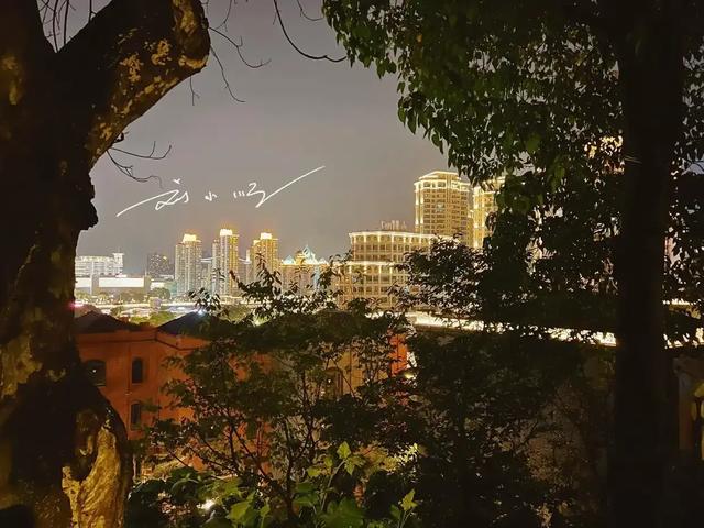 我国东南沿海的福建省：究竟属于华东地区，还是属于华南地区？
