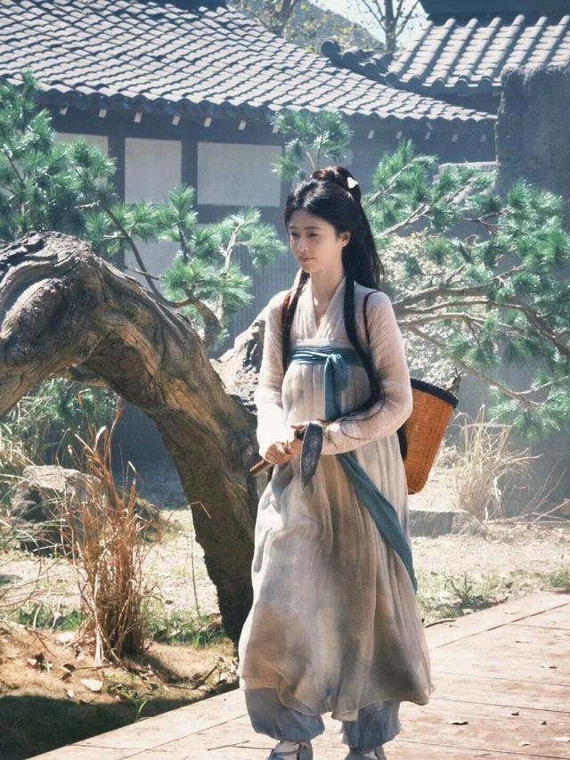 白鹿《莫离》杀青！唐风绝美路透曝光，这对古装CP我先嗑为敬