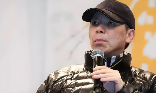 徐帆回应离婚5个月	，冯小刚近况曝光，他的“小心思”再藏不住了