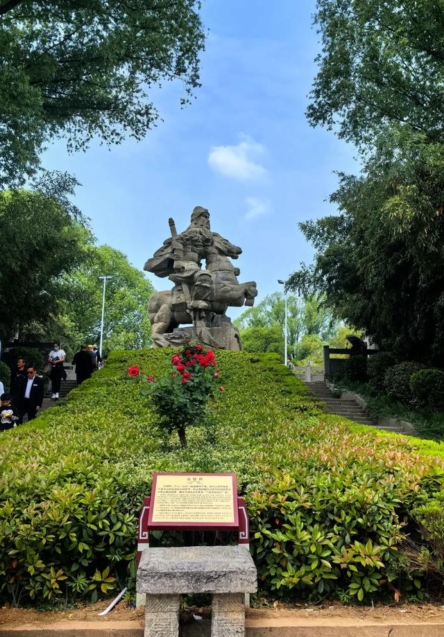 我是长沙人,去了河南许昌后发现:许昌人跟其他地方的人不太一样