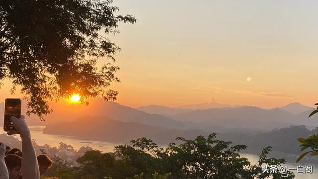 老挝普西山之落日
