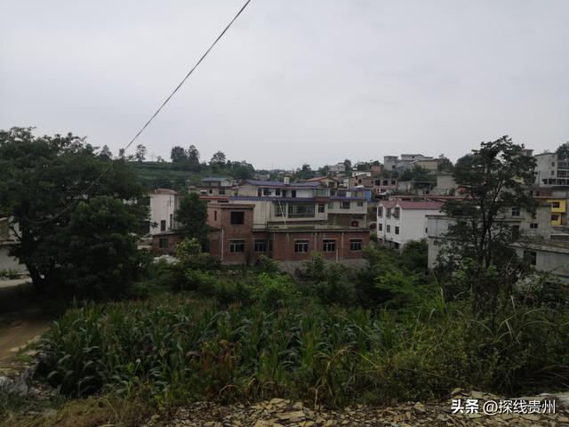 环城贵阳花溪苗王坡越野大环线之青岩段达夯翁拢“冈仁波齐”风景