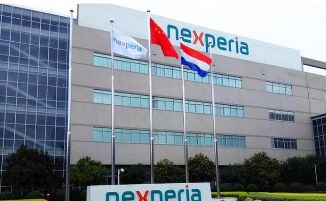 欠中企10亿！荷兰对华工厂断供，报应来了，荷兰首相要被赶下台了