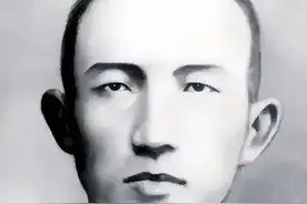 他18岁当师长，20岁升任军长，21岁升任军团长，这个人究竟是谁？图片