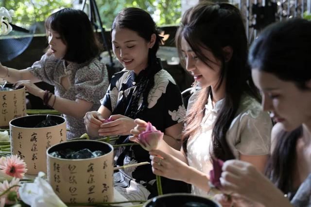 南岸元气大放送，逛老街免费送1000瓶气泡水！