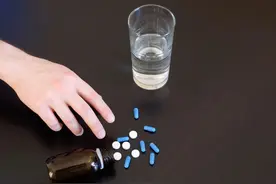 西地那非片滥用成风，年轻人无知受害！紧急扩散！图片