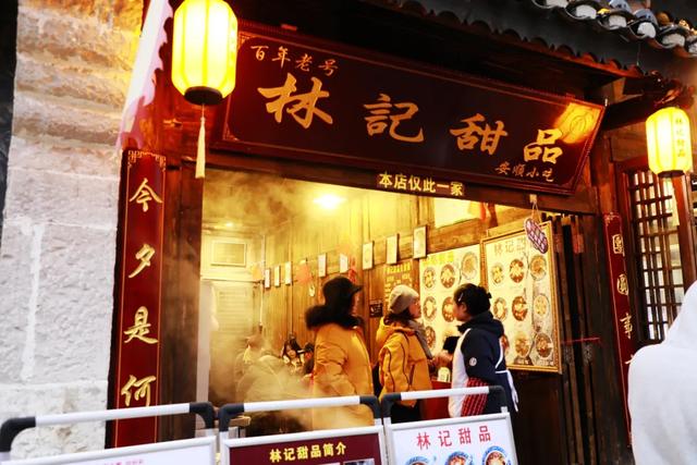 贵州:畅游安顺风光,感受黔中民俗!