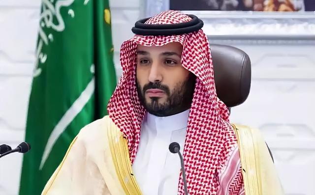 战机护航	、千亿砸钱！美沙7年后再握手，中东天要变了？