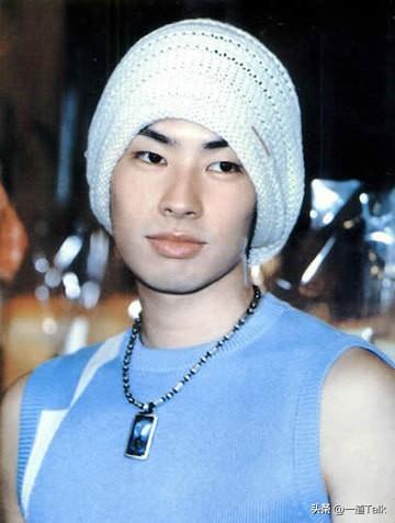 47岁吴建豪暴瘦	，1米8才100斤，尖嘴猴腮像老头，健康状况引担忧