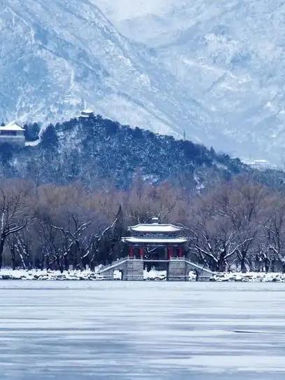 雪迎2026：颐和园又见素裹银装，半城惊鸿