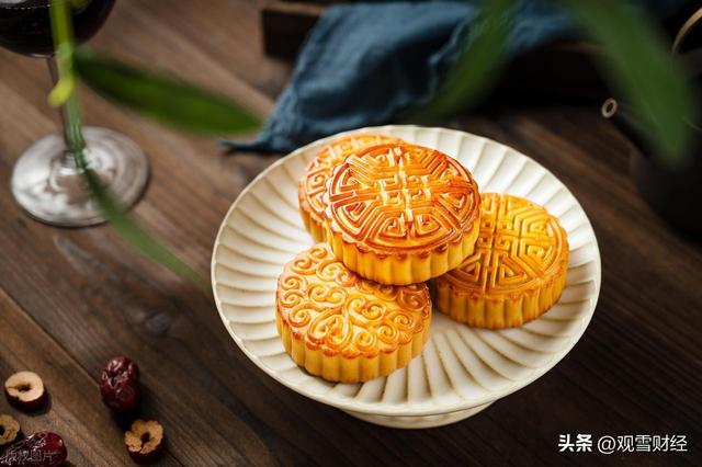 花大价钱买的“名牌月饼”，可能和邻居送的来自同一条生产线