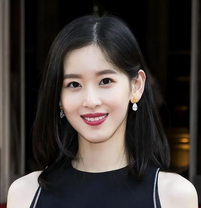 刘强东没想到，离过年不到2月，章泽天走上了和田朴珺一样的路