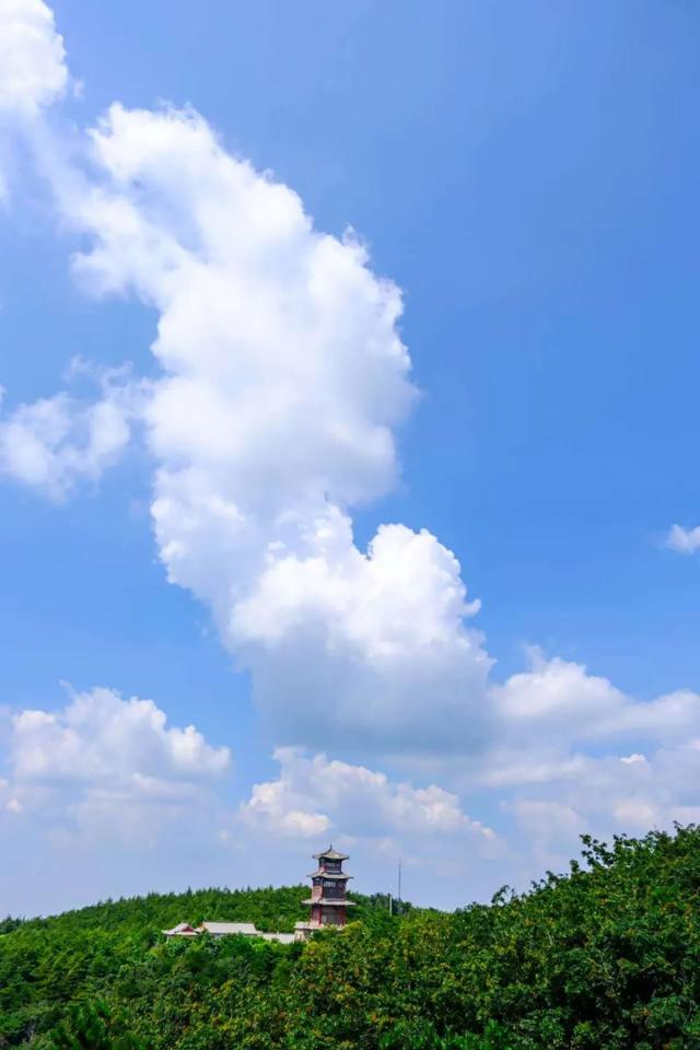 泰山之巅：风云变幻里的华夏印记