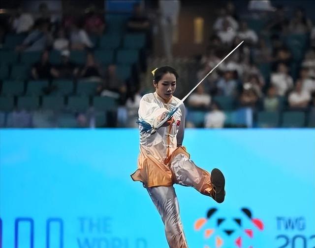 世运会仅剩1天，金牌榜格局已定，美国队狂跌第10，中国队太意外
