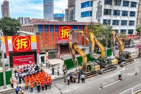 东莞中心区南城西平彭眼村、鸭仔塘村正式启动拆迁，张颂文曾在鸭仔塘东莞山庄做过实习服务员图片