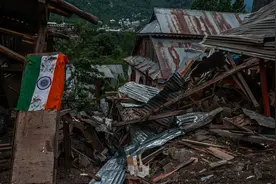 巴铁歼10和枭龙太猛，突入印度境内大杀四方，印军防空导弹成摆设图片