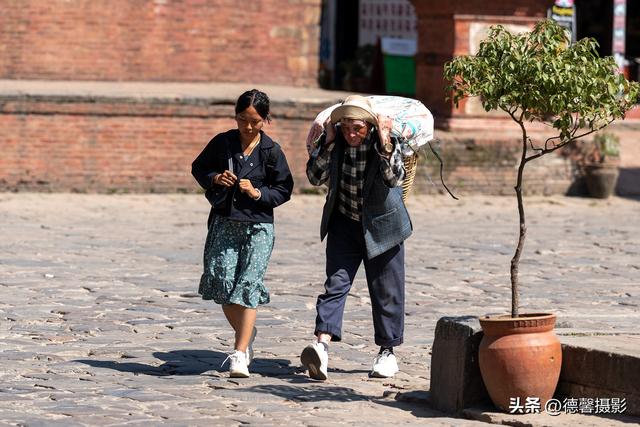 尼泊尔摄影之旅（19）——巴德岗杜巴广场（人文篇）
