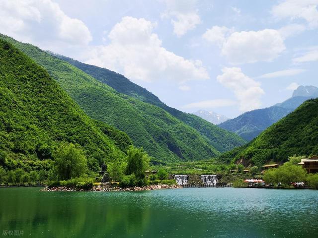 从湖南去了一趟陇南，实话实说，回来才发现朋友圈都是骗人的。