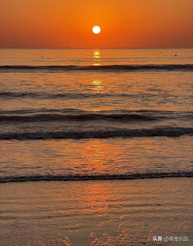 清晨闹钟响了别赖床，东沙海滨日出震撼，大青山露营太治愈