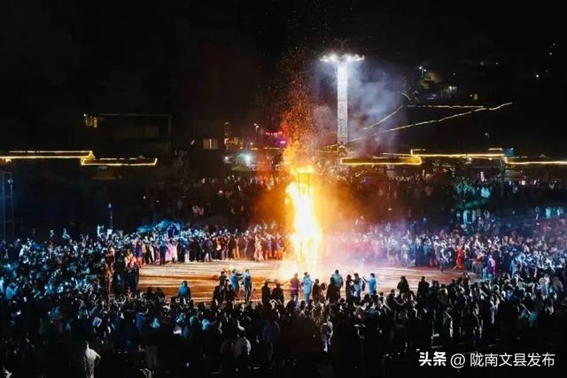 来白马山寨过个诗意国庆！这里的风不燥、云很柔、秋正好