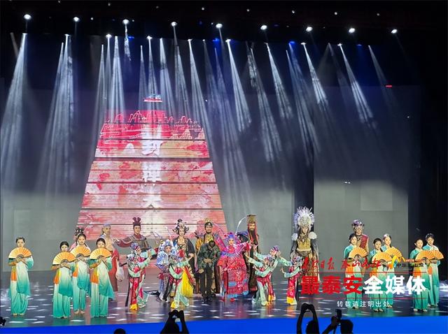 “畅游齐鲁 乐GO山东”秋季推广活动在泰启动 生动展示山东秋日齐鲁文化之旅