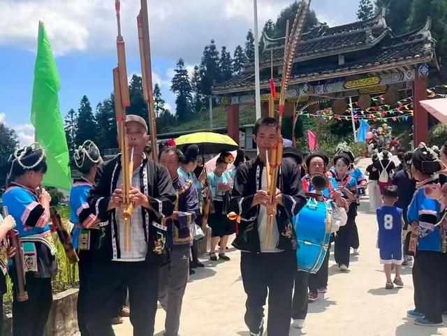 乡游黔中 · 都匀市 奉合村丨水书秘卷映端节，拦门酒香醉古寨