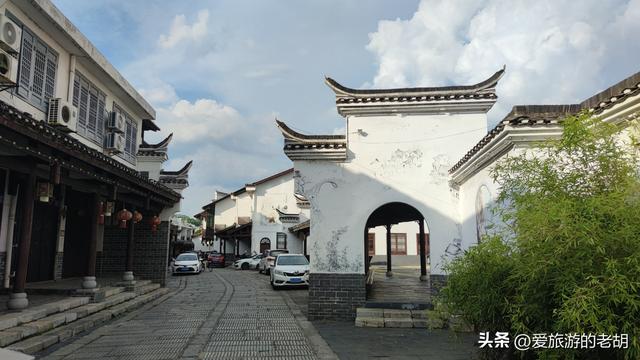 长沙这个千年古镇，不要门票和停车费，现在却冷冷清清