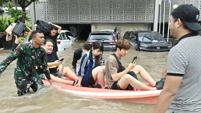韩国免签国庆前落地！香港中转免费游维港！俄对华免签进度将加快