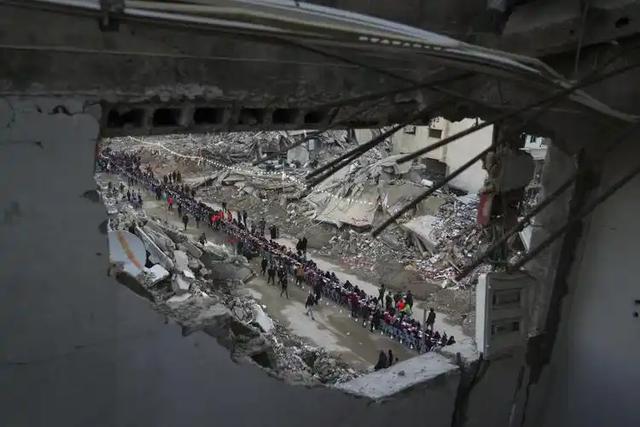 104 人殒命加沙，以色列的 “和平” 是用炸弹书写的