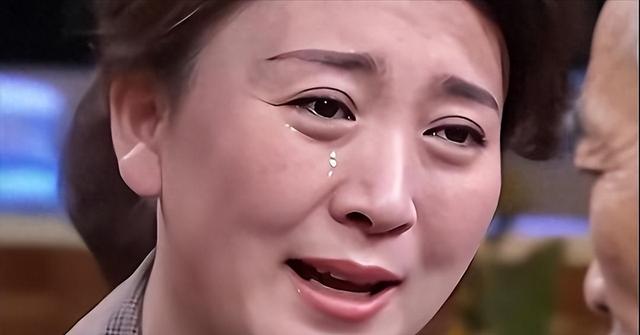 赵本山也没想到，闫学晶塌房没多久	，爱徒孙立荣因一举动口碑暴增