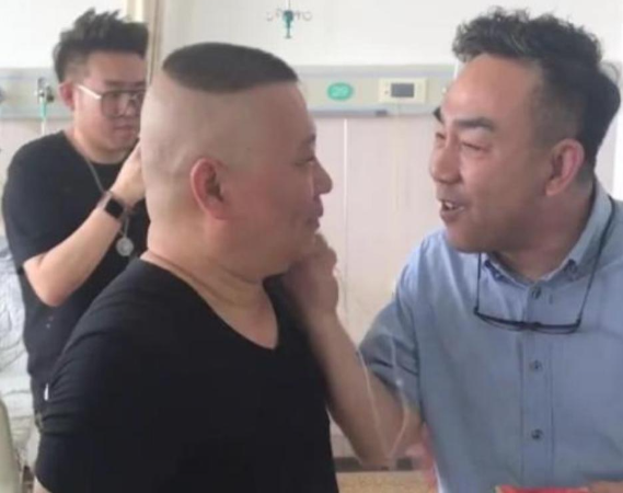 杨议被曝让正妻小三同吃住，带私生子回家，败光杨少华最后的体面