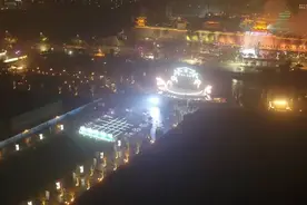 山东郓城：沉浸式夜游水浒好汉城 体验“耶”快乐图片