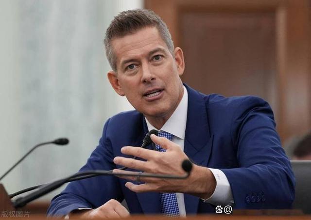 花1000亿，竟然没有一寸铁轨，美国高铁建设，彻底让美国成了笑话