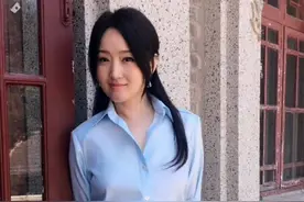 杨钰莹前任赖文峰近况！娶小23岁娇妻，素颜近照胜过杨钰莹图片
